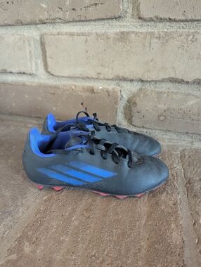 Boys Adidas Speedflow.4 Soccer Cleats Sz 2